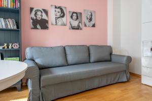ID 7030 - Private Apartment