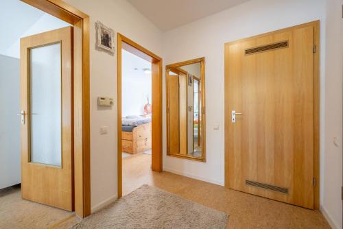 ID 7031 - Private Apartment