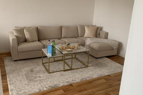 ID 7071 - Private Apartment