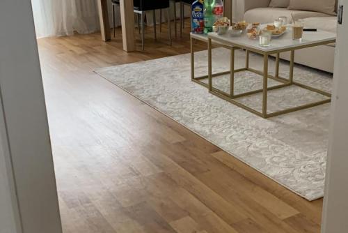 ID 7071 - Private Apartment