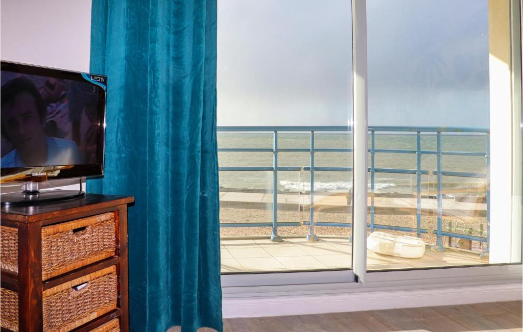 ID 7071 - Private Apartment