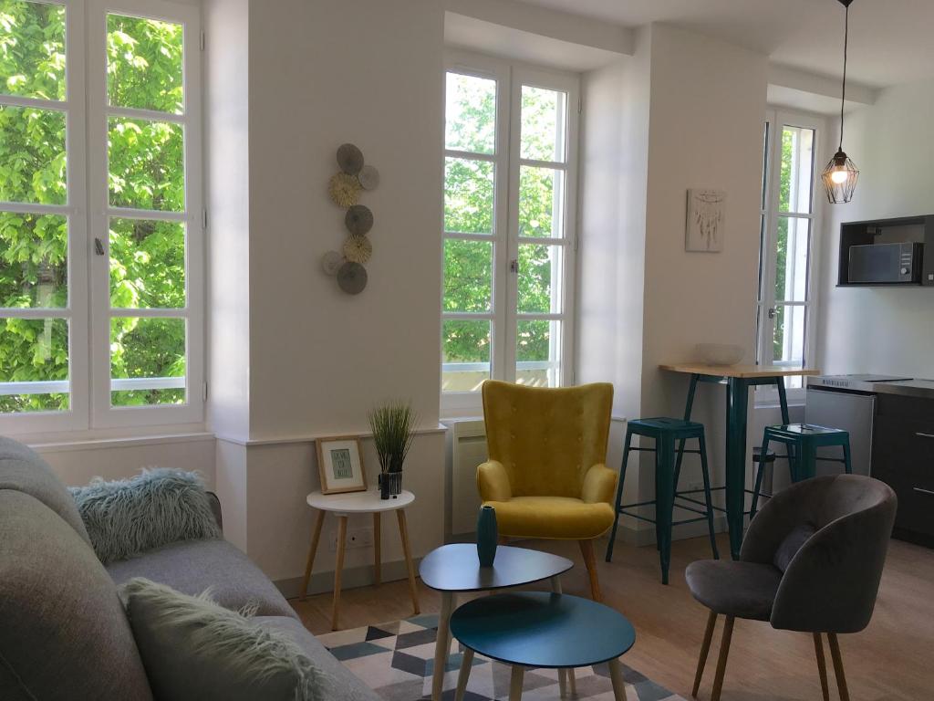 ID 7073 - Private Apartment