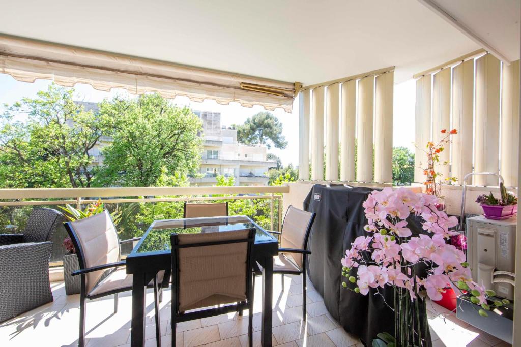 Appartement Ideal congress and vacation VILLA PARADOR 19 RUE DE TURCKHEIM 06400 Cannes