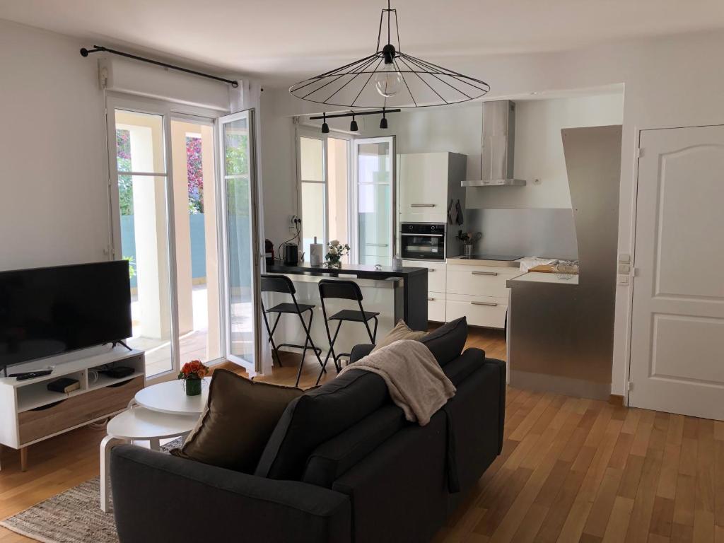 Ideal flat Val d'Europe Disneyland with Parking 13 Cours du Tage, 77700 Serris