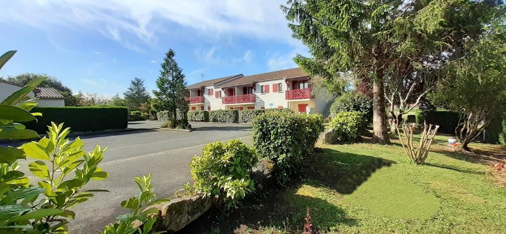 Ideal flat Val d'Europe Disneyland with Parking 77700 Serris