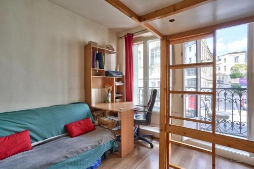Ideal studio in the heart of the \