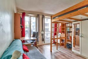 Ideal studio in the heart of the \