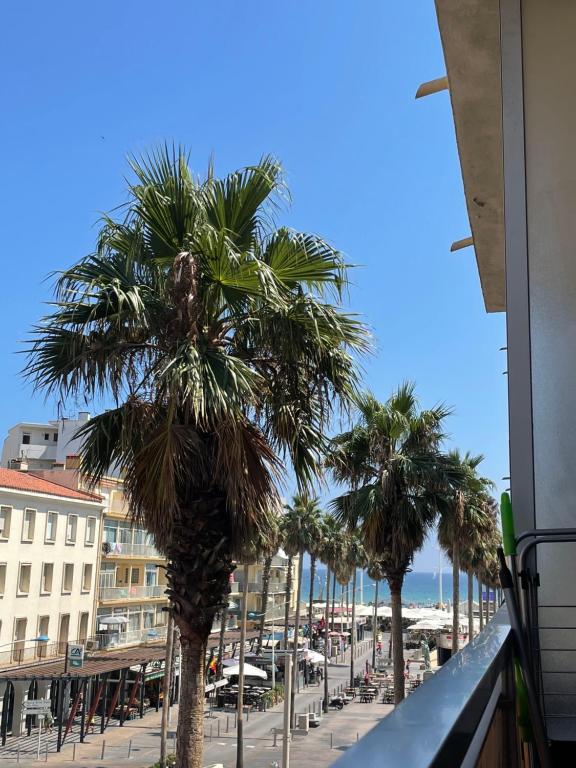 Idéalement situé, vue mer & Parking privée gratuit 9 Avenue de la Méditerranée, 66140 Canet-en-Roussillon