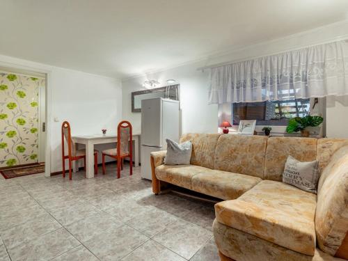 Idyllic apartment in Mecklenburg Vorpommern with Garden