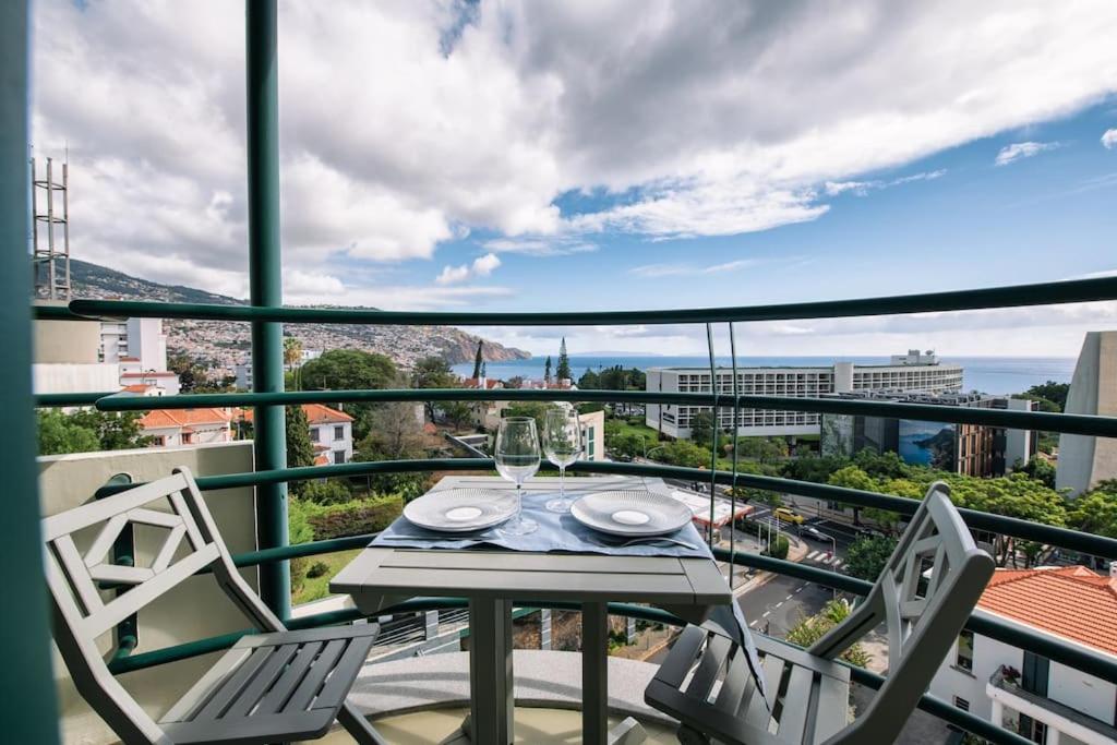 Appartement Ilheus seaview art apartment 17 Rua Tenente Coronel Sarmento 9000-020 Funchal