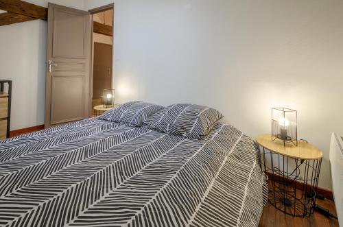 iLOC Appartement Étampes, Place Saint Gilles