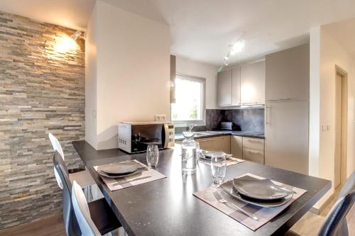 IMMOGROOM - 1 BR - Renovated - Wifi - Close to everything