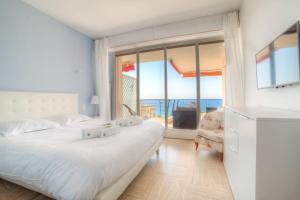 IMMOGROOM- 2 bedrooms -Panoramic Sea view - Huge Terrace - Beach