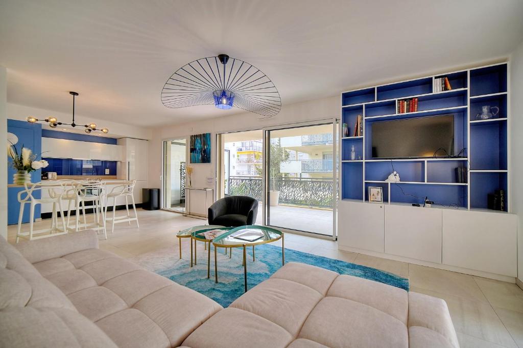 Appartement IMMOGROOM - 2 bedrooms top of line - new - 100m Terrace - Parking 7 avenue Louis Grosso 06400 Cannes