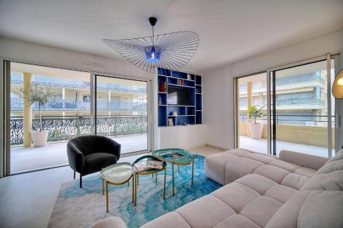 IMMOGROOM - 2 bedrooms top of line - new - 100m Terrace - Parking