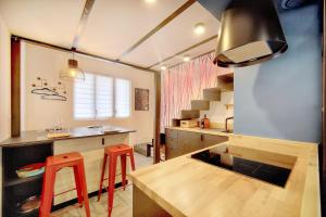 IMMOGROOM - 2 minutes from the beaches - Renovated - Mezzanine - Netting
