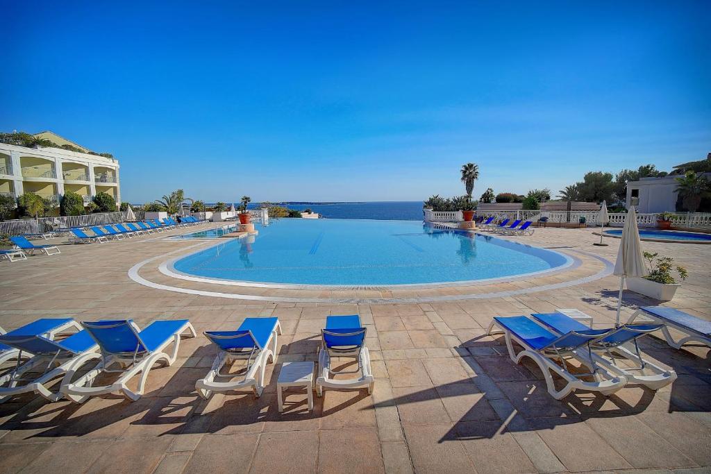 IMMOGROOM - 2 Rooms - Pool - Garden - Terrace - Parking 33 Avenue Amiral Wester Wemyss, 06150 Cannes