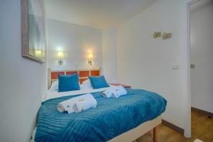 IMMOGROOM - 2 Rooms - Renovated - Pool - Air conditioning - Parking - Wifi