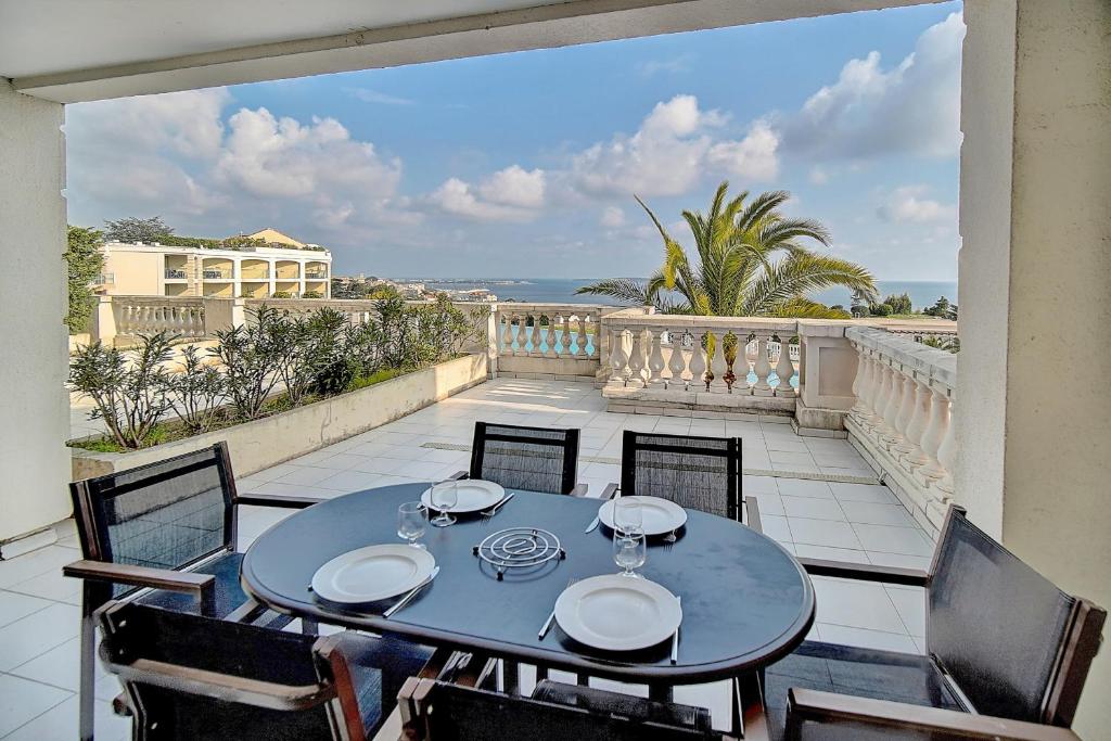 IMMOGROOM - 2 rooms sea view - Pool - Terrace - Parking - Air conditioning 33 Avenue Amiral Wester Wemyss, 06150 Cannes