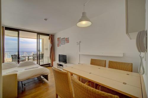 IMMOGROOM - 2 Rooms sea view - Pool - Terrace - Parking