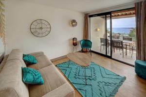 IMMOGROOM - 2 Rooms sea view - Renovated - Pool - Terrace - Parking - AC