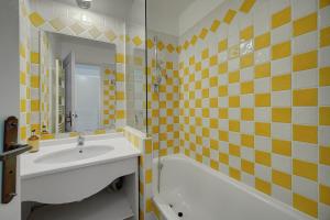 IMMOGROOM - 2 Rooms sea view renovated - Pool - Terrace - Parking