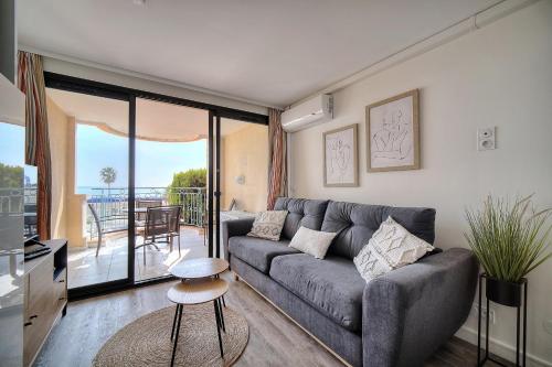 IMMOGROOM - 2 Rooms sea view - Renovated - Swimming pool - Parking - AC