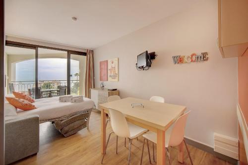 IMMOGROOM - 2 Rooms sea view - Swimming pool - Terrace - Parking - Air cond