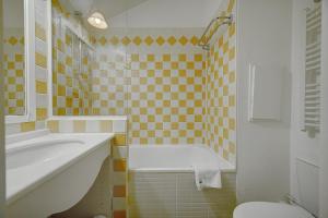 IMMOGROOM - 2BR - sea view - Swimming pool - Terrace - Parking - AC - Wifi
