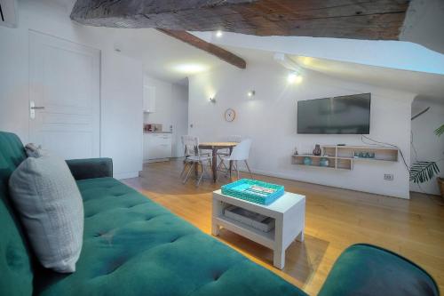 IMMOGROOM - 5min from the Festival Palace - AC - Wifi - Center