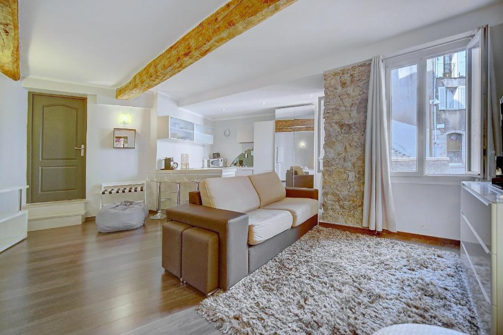 IMMOGROOM - AC - Full comfort - City center of Cannes 4 Place Bernard Cornut Gentille, 06400 Cannes