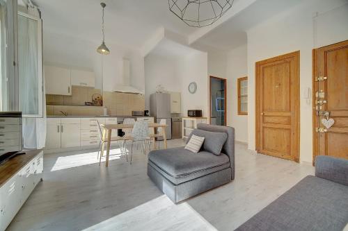 IMMOGROOM - Ac - Modern - Luminous - Center of Cannes