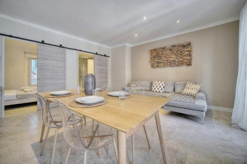 IMMOGROOM- Apartment 70m2 - Renovated - Wifi - AC - Close to everything