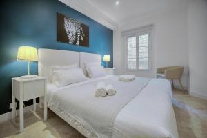Appartement IMMOGROOM- Apartment 70m2 - Renovated - Wifi - AC - Close to everything 1-3 rue du Batéguier 06400 Cannes Provence-Alpes-Côte d\'Azur