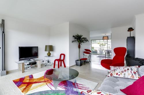 IMMOGROOM - Apartment with terrace - AC - Parking