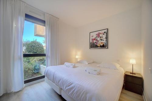 IMMOGROOM - Close beaches - Terrace with sea view - pool -AC