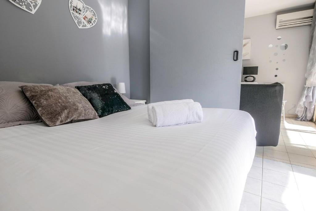 IMMOGROOM- Cosy - Cannes Center- AC - Terrace 12 avenue du petit juas, 06400 Cannes
