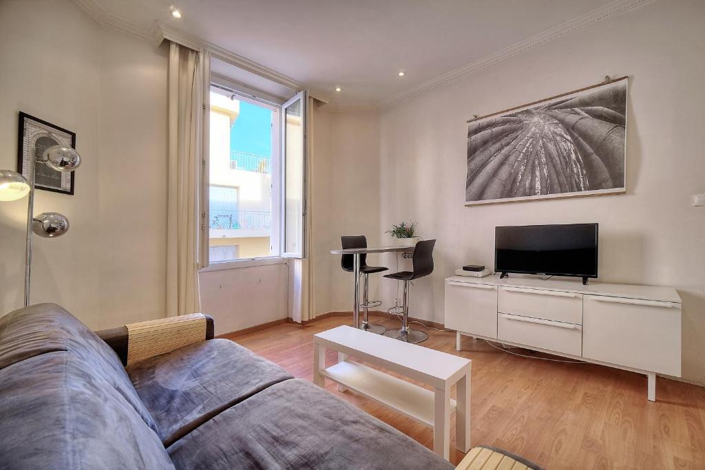 IMMOGROOM - Cosy Studio - Forville market - AC 9 rue des Halles, 06400 Cannes