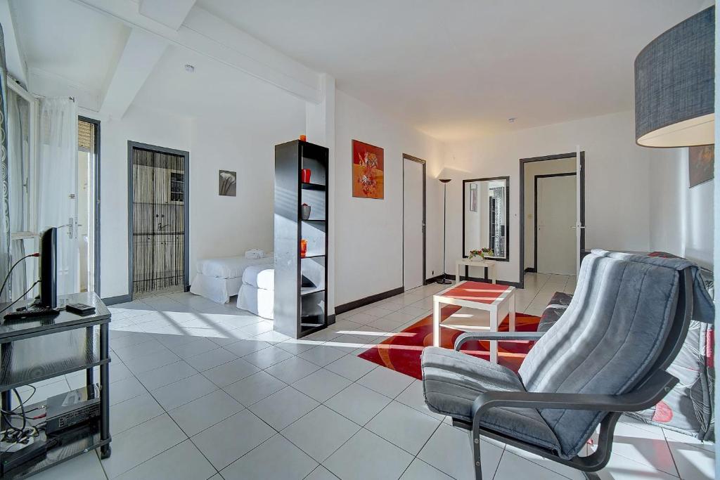 IMMOGROOM - Cozy - Balcony - AC - 400m from the beaches 9 Avenue André Capron, 06400 Cannes