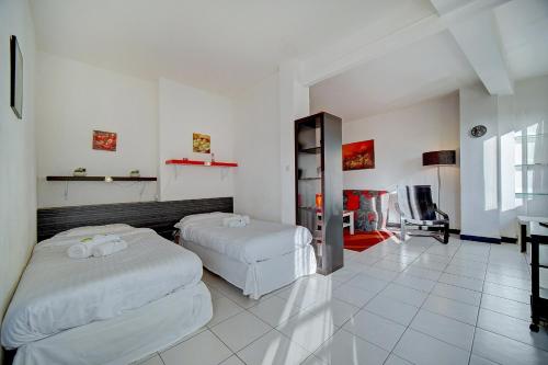 IMMOGROOM - Cozy - Balcony - AC - 400m from the beaches