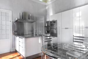 IMMOGROOM-EXCLUSIVE- 5 min from beaches-PARKING- POOL