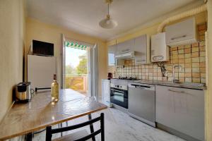 IMMOGROOM - Fully equipped - Terrace with sea view
