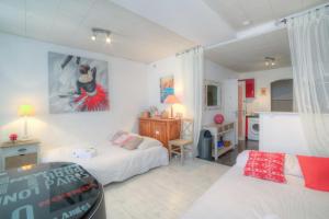 Appartement IMMOGROOM Historic Place SUQUET - 8 min PALAIS CONGRESSBEACHES 8 rue de la boucherie 06400 Cannes Provence-Alpes-Côte d\'Azur