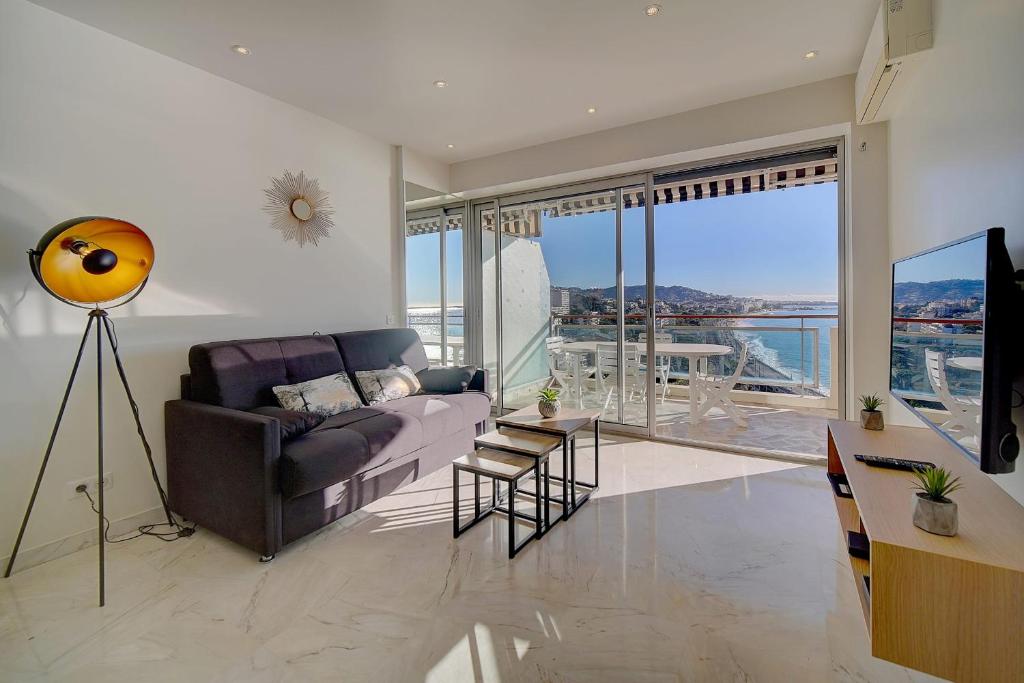 IMMOGROOM- Incredible View - Big Terrace - AC - Parking 1 avenue Francis Tonner, 06150 Cannes