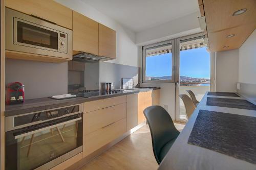 IMMOGROOM- Incredible View - Big Terrace - AC - Parking