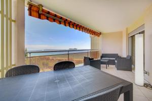 IMMOGROOM -Panoramic sea view terrace-2min from the beach