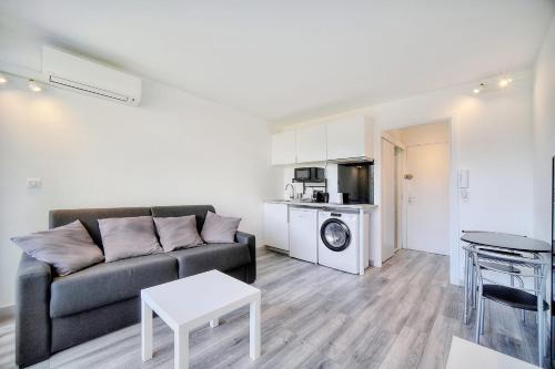 IMMOGROOM - Pool - Terrace - Parking - Air conditioning - NO WIFI