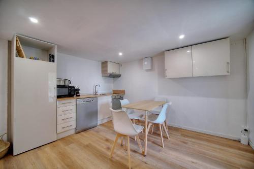 IMMOGROOM - Renovated - Fully equipped - Terrace - AC- Parking