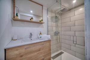 IMMOGROOM - Renovated - Fully equipped - Terrace - AC- Parking