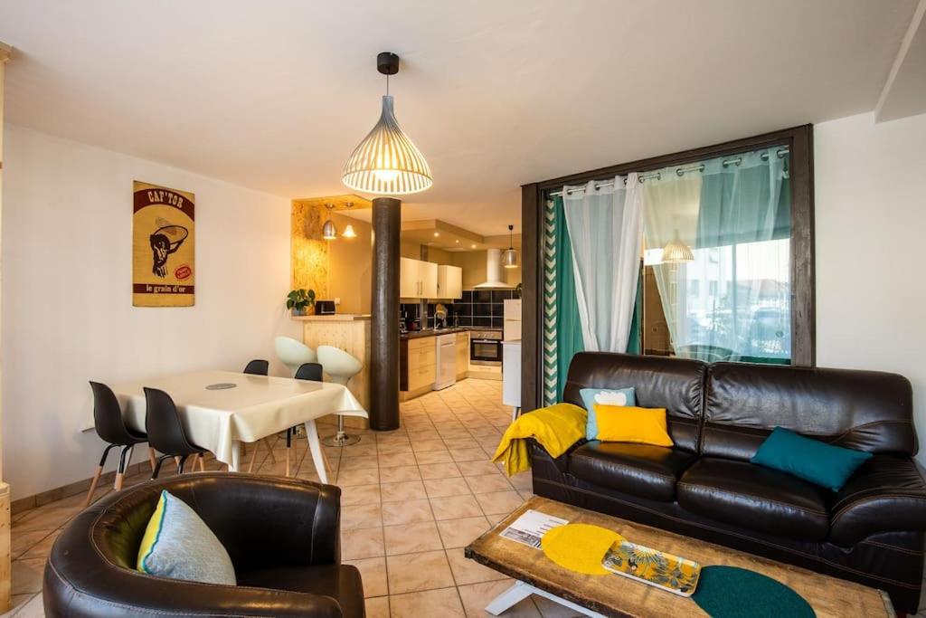 IMMOGROOM- Renovated- Large terrace- AC- Shops- Parking